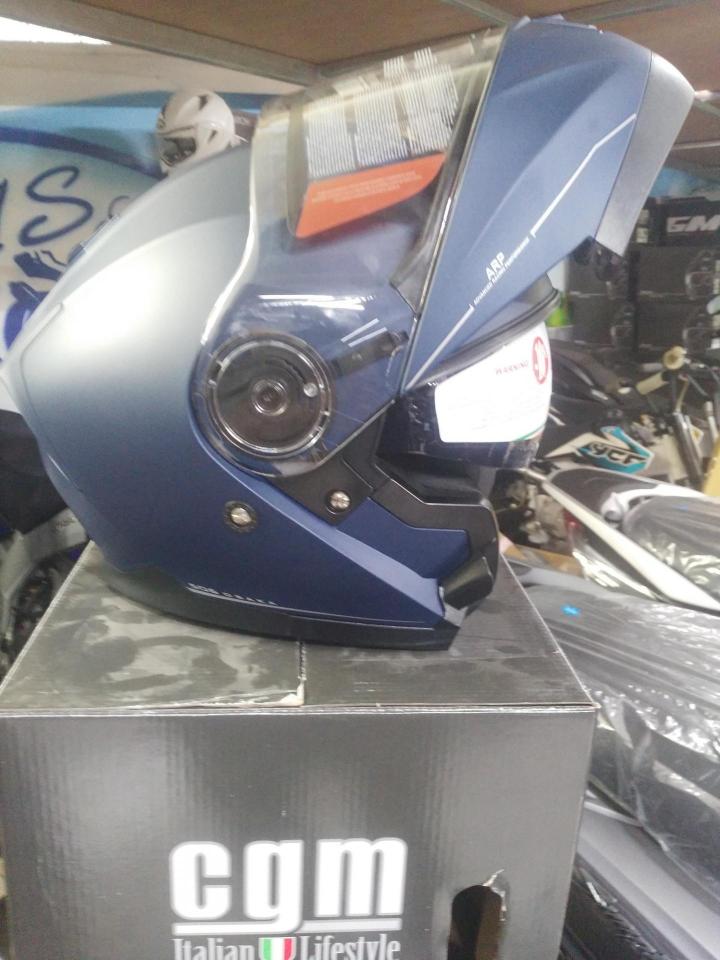 Nos accessoires casque CGM - ARP motos ou scooters Martinique