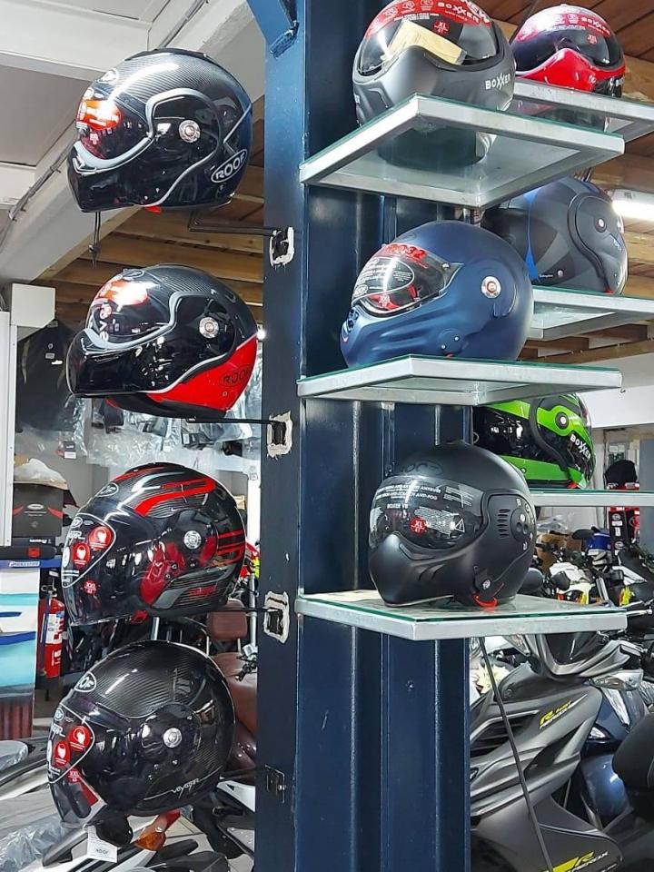 Nos accessoires casque standard motos ou scooters Martinique