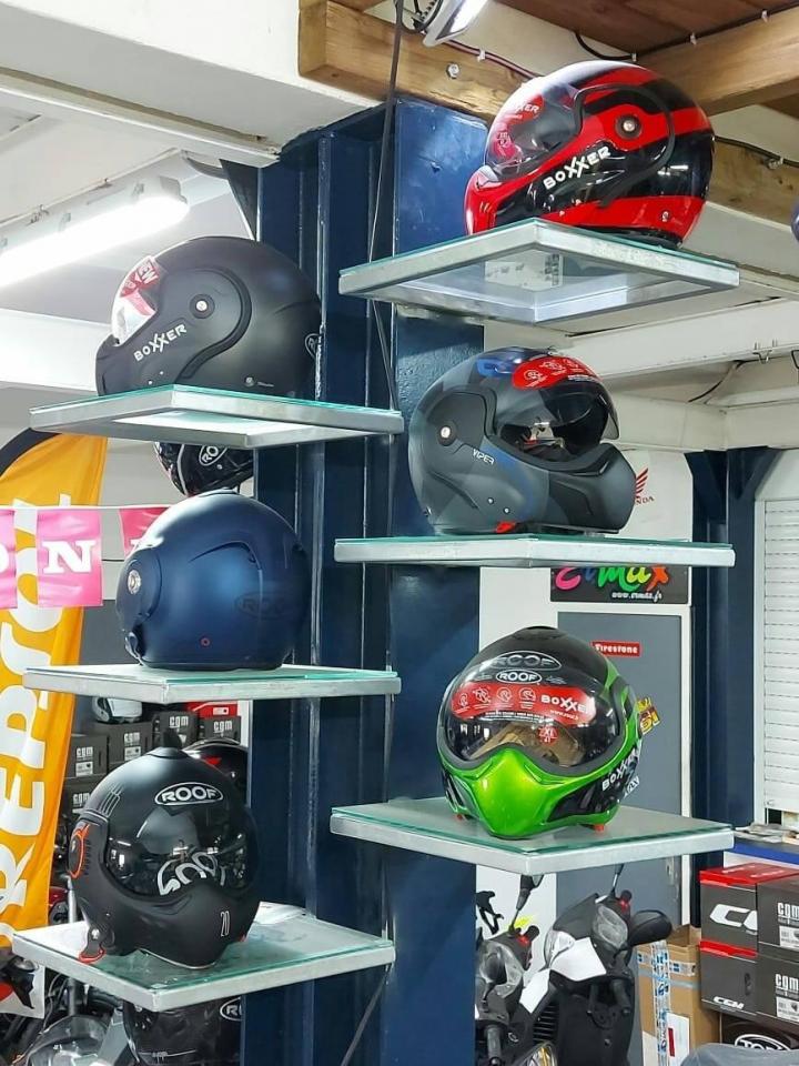 Nos accessoires casque ROOF & BOXXER motos ou scooters Martinique