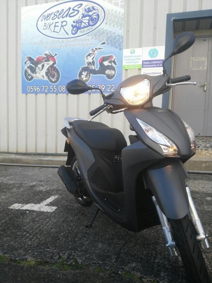 Nos scooters Martinique