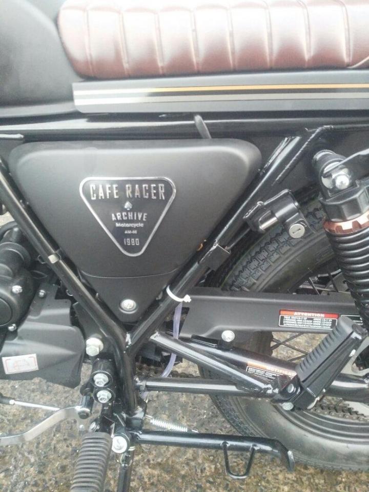 Nos motos  CAFE RACER Martinique