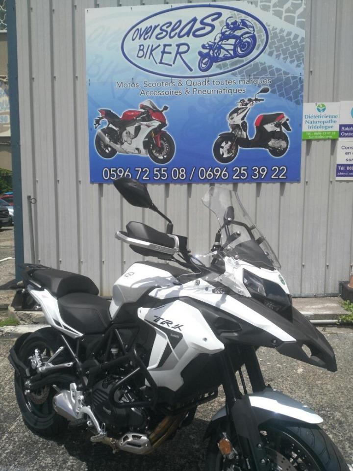 Nos motos  TRK Martinique