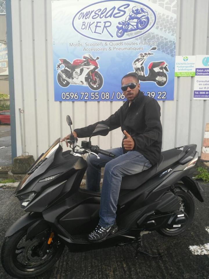 Nos scooters Martinique